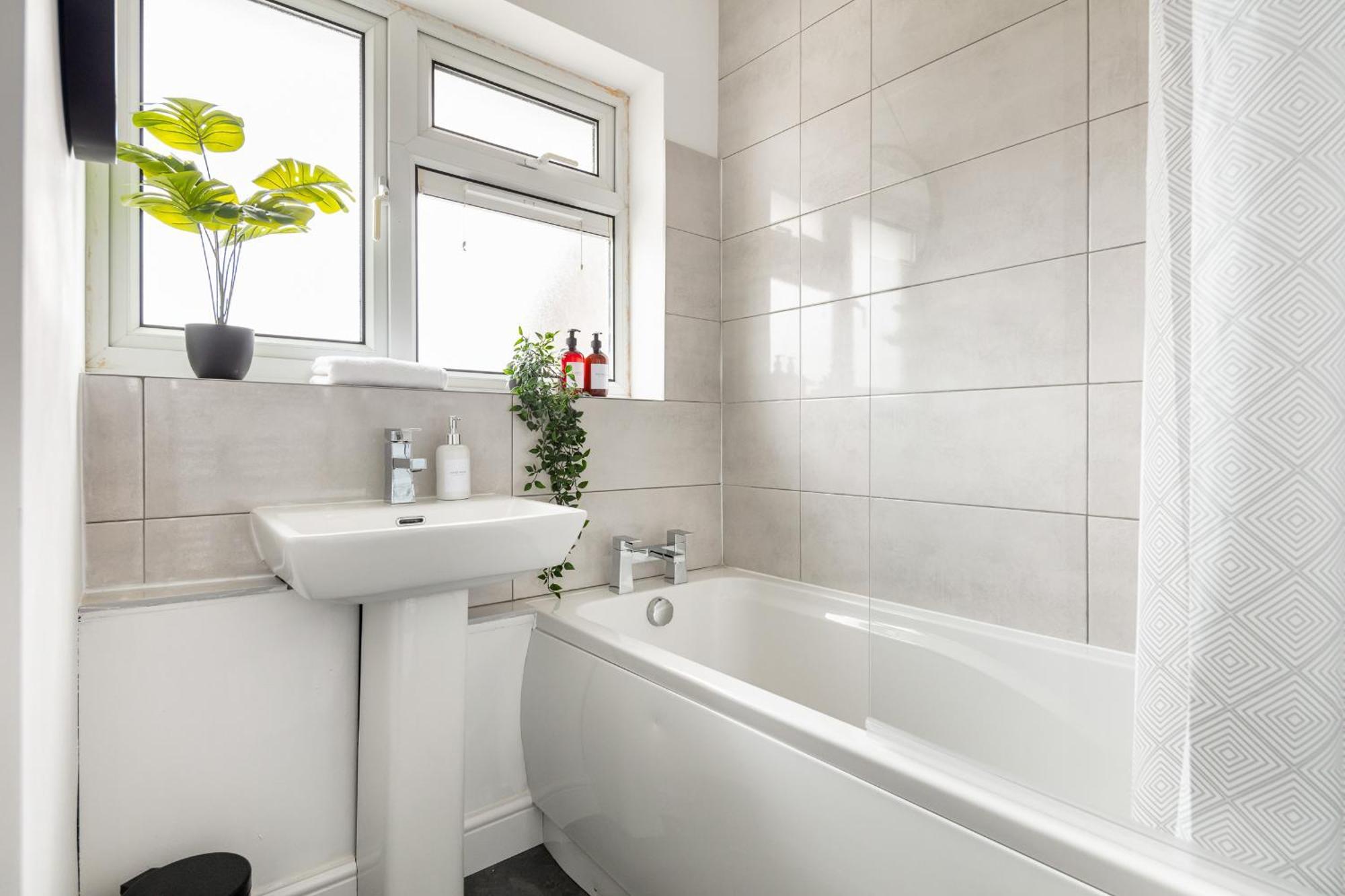 Kent Haven - 3 Bed House, Games Room And Parking Gravesend Exteriör bild